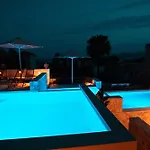 Dimani & Residences فندق 3*