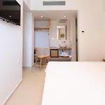Hotel Dimani & Residences 3*