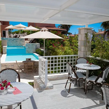 Отель Dimani & Residences 3*