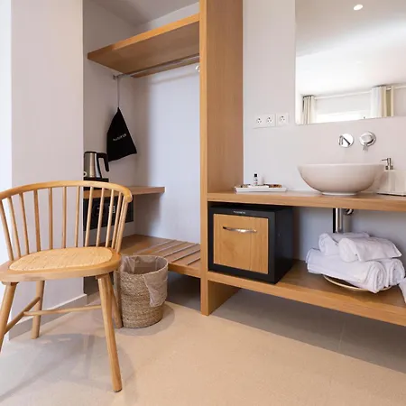 Dimani & Residences 3*