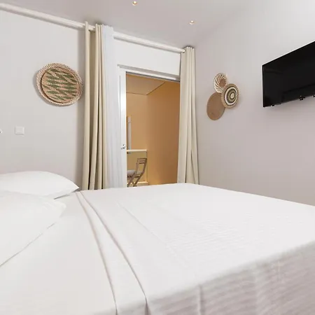 Dimani & Residences 3* Gythio