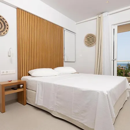 Отель Dimani & Residences 3*