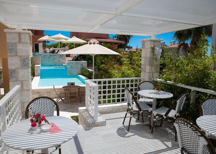 Hotel Dimani & Residences 3*