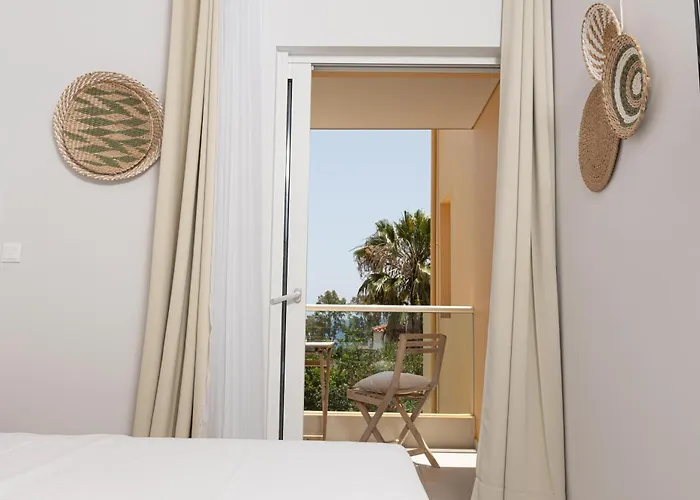 Hotel Dimani & Residences 3*